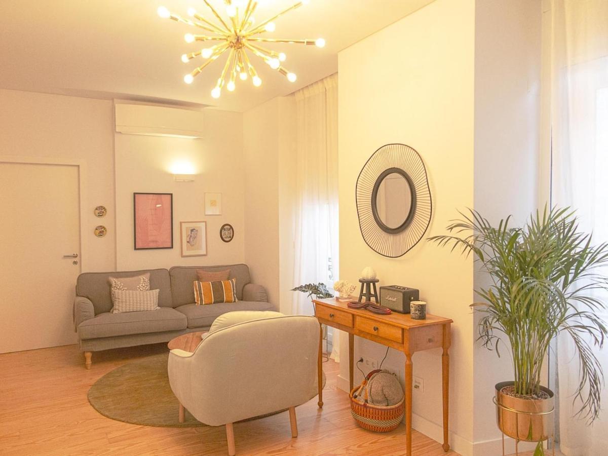 Apartment Bairro Alto Charming Bright With Ac Elevator